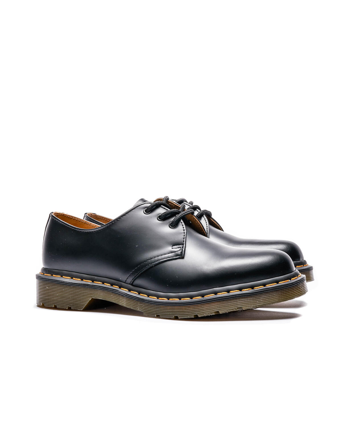 11838002 on sale dr martens